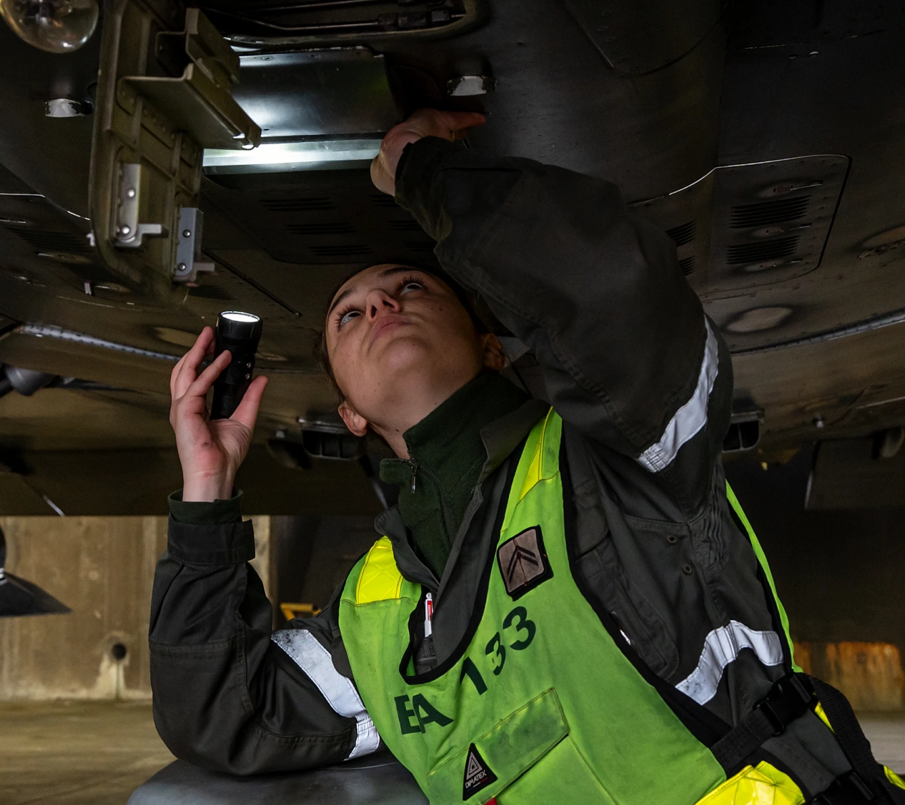 Devenir technicien systèmes embarqués militaire